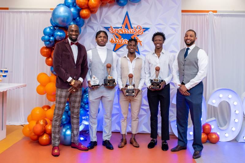 athletes at student awards dinner 2022